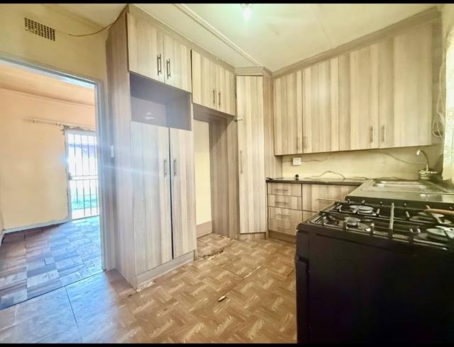 3 BEDROOM HOUSE FOR SALE IN VANDERBIJLPARK CW 5